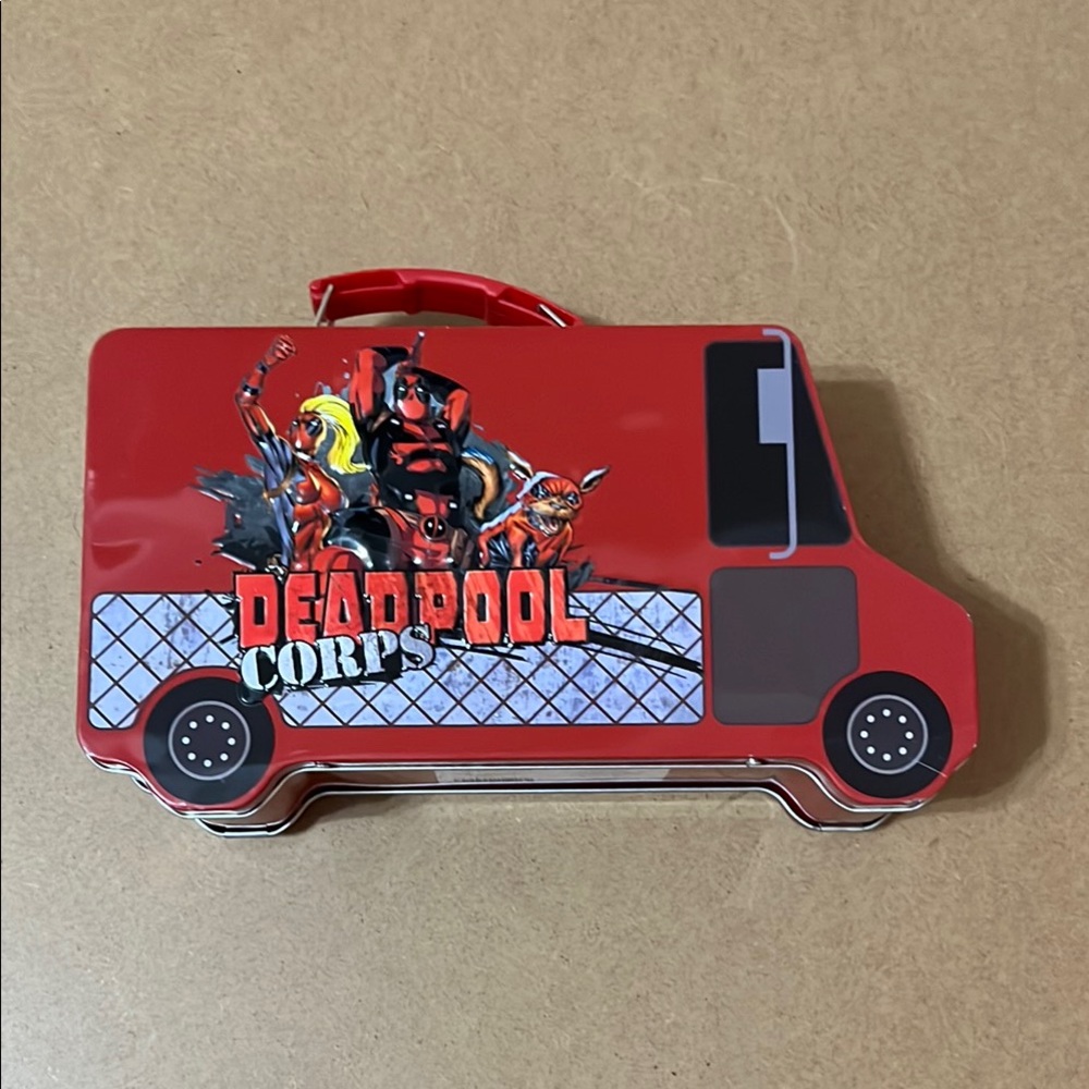 Deadpool Tin - Picture 3 of 5
